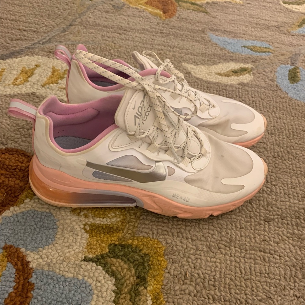 white, pink, and purple, air 270 reacts